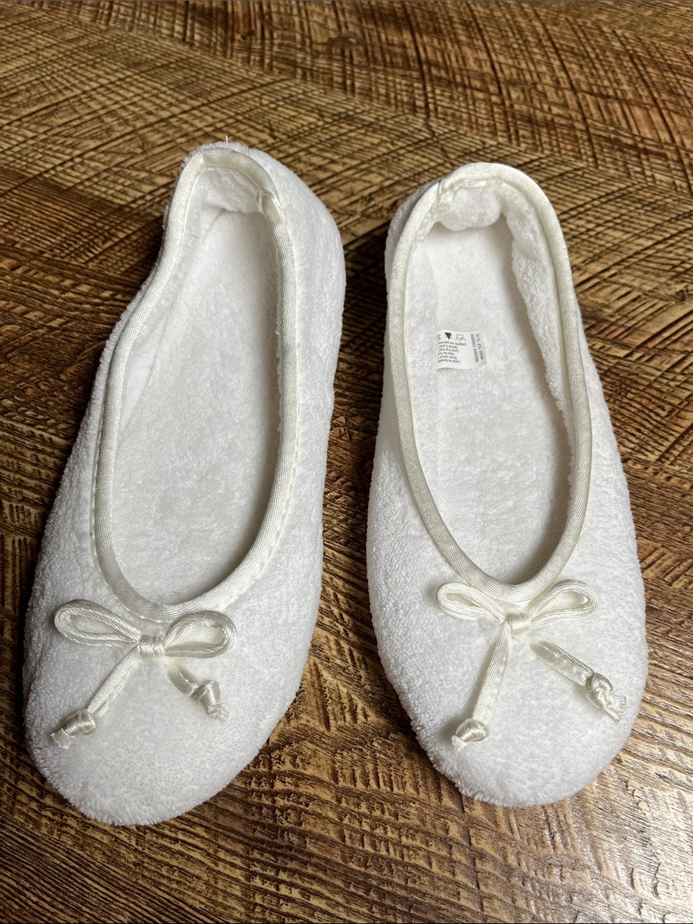 Women's Plush White Ballet Slippers - Soft Indoor Flats